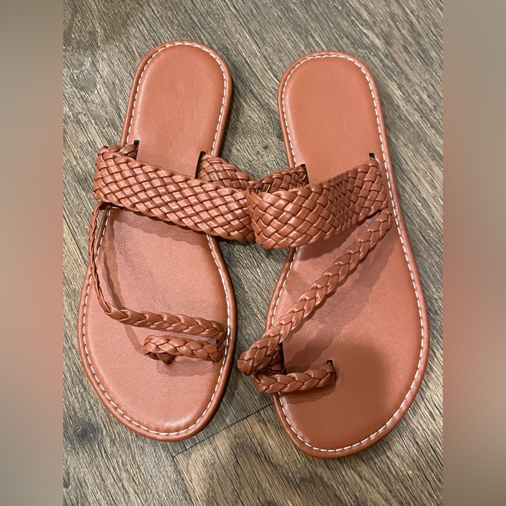 NWOT- Brown Sandals- Size 39 (US 8)